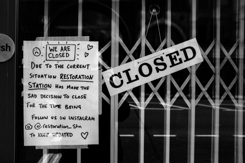 bar closure corona virus london 2020